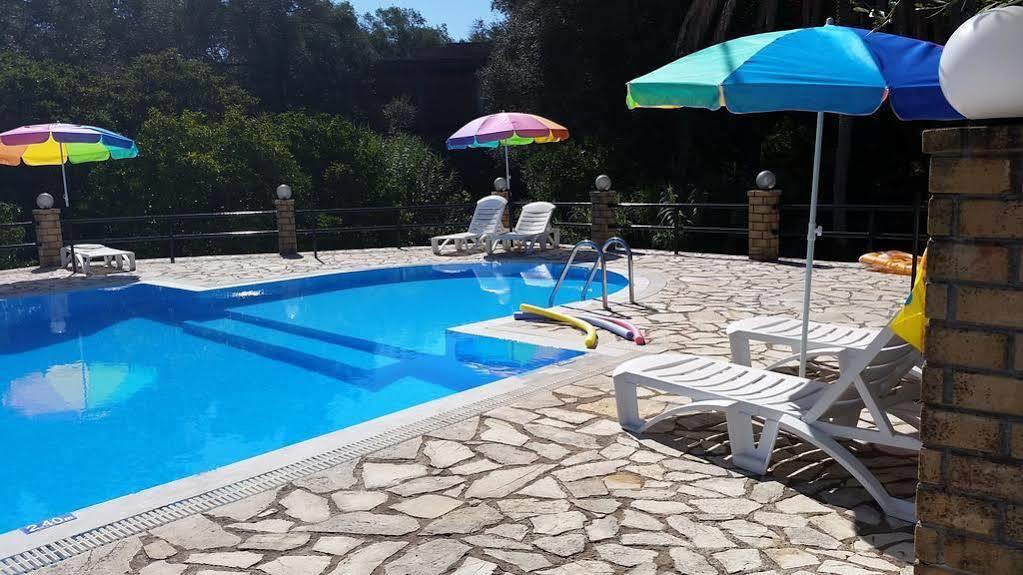 Sofia Apartments Mpoukaris Luaran gambar